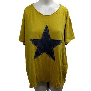 Magnolia Pearl Star Applique Short Sleeve T Shirt One Size Green Distressed Gray